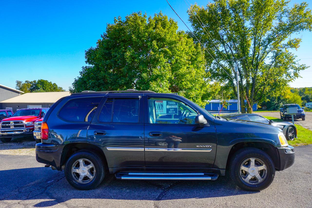 GMC Envoy 4dr 4WD SLT 2006