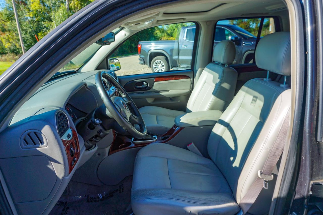 GMC Envoy 4dr 4WD SLT 2006