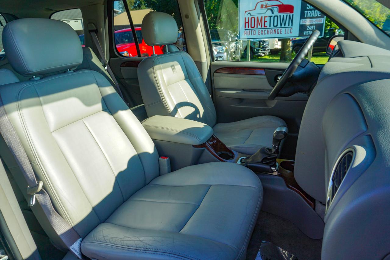 GMC Envoy 4dr 4WD SLT 2006