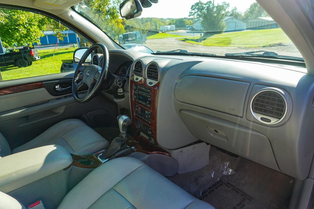 GMC Envoy 4dr 4WD SLT 2006