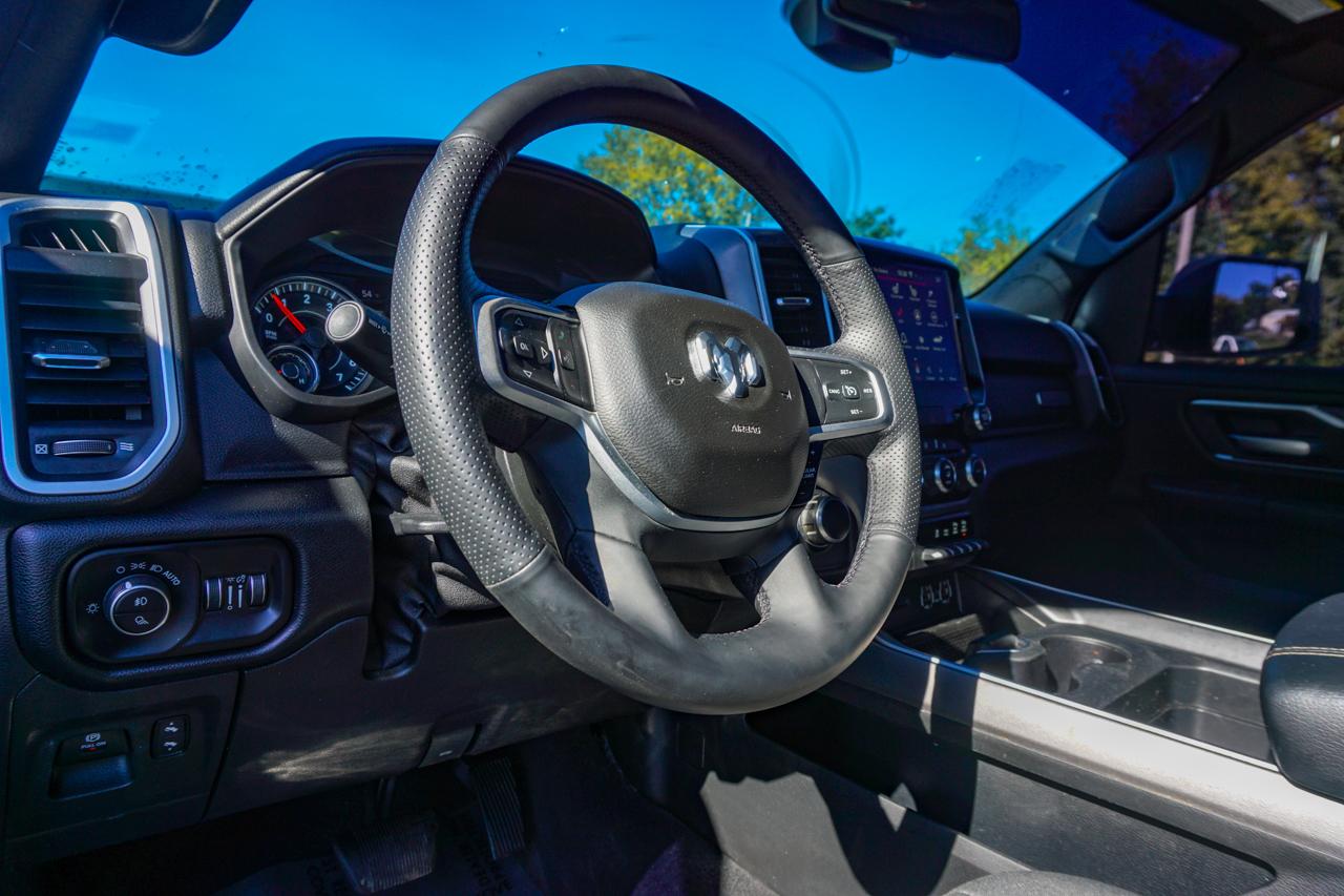 RAM 1500 Big Horn/Lone Star 4x4 Crew Cab 5'7" Box 2019