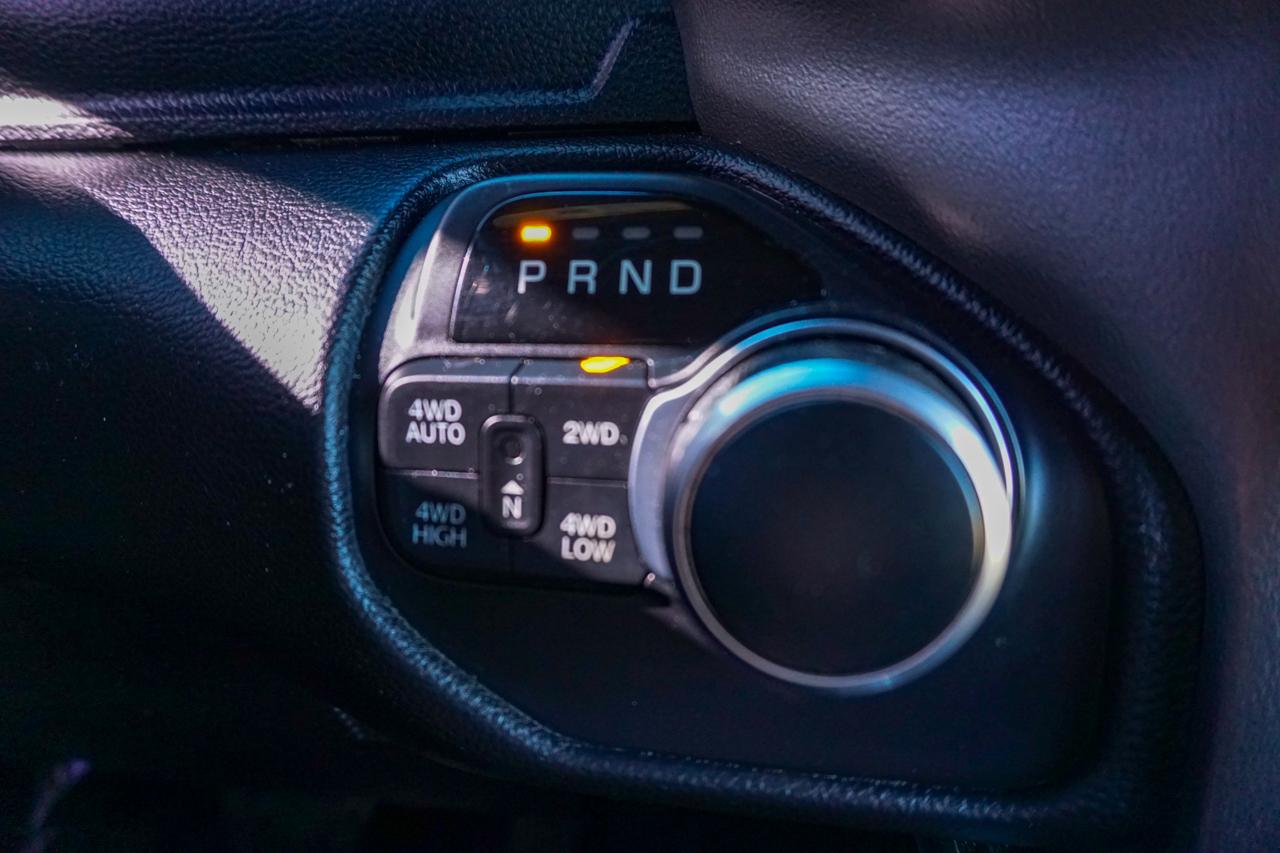 RAM 1500 Big Horn/Lone Star 4x4 Crew Cab 5'7" Box 2019
