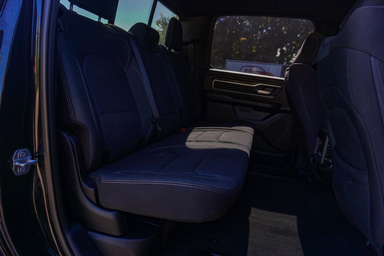 RAM 1500 Big Horn/Lone Star 4x4 Crew Cab 5'7" Box 2019