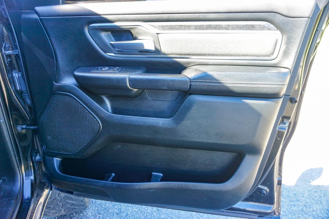 RAM 1500 Big Horn/Lone Star 4x4 Crew Cab 5'7" Box 2019
