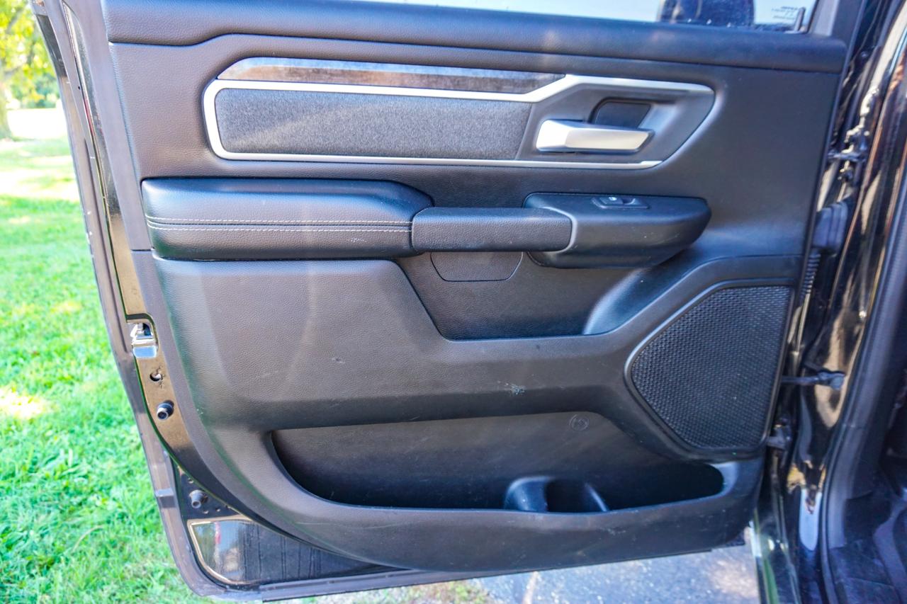RAM 1500 Big Horn/Lone Star 4x4 Crew Cab 5'7" Box 2019