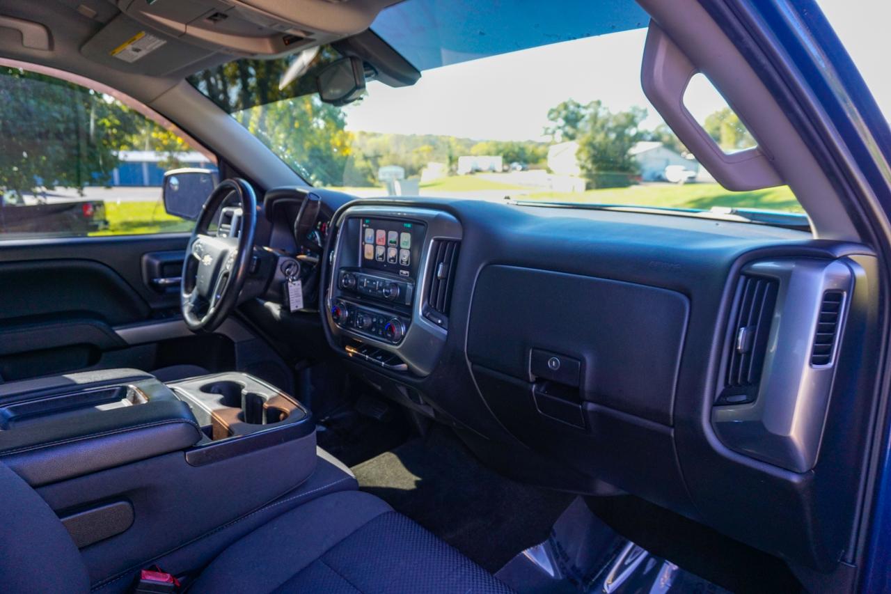 Chevrolet Silverado 1500 4WD Crew Cab 143.5" LT w/1LT 2018
