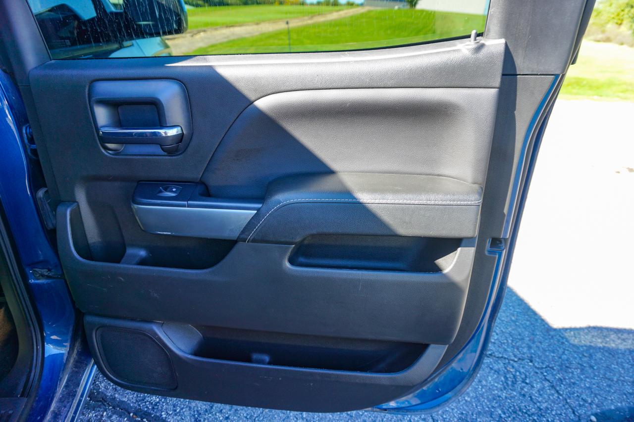 Chevrolet Silverado 1500 4WD Crew Cab 143.5" LT w/1LT 2018