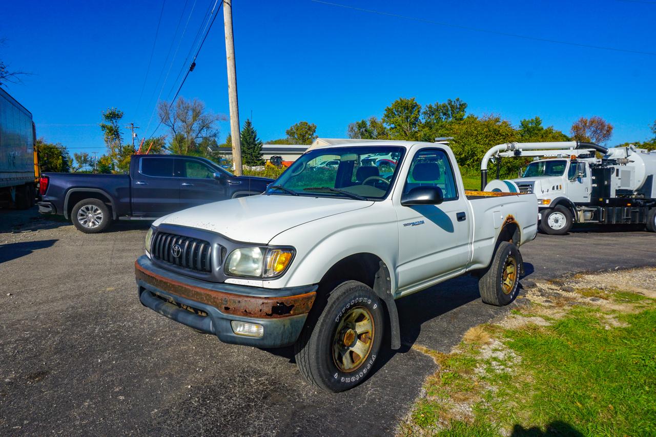 Toyota Tacoma Reg Cab Manual 4WD (Natl) 2004