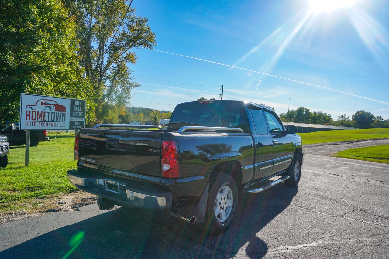 Chevrolet Silverado 1500 Ext Cab 134.0" WB 4WD LT3 2006