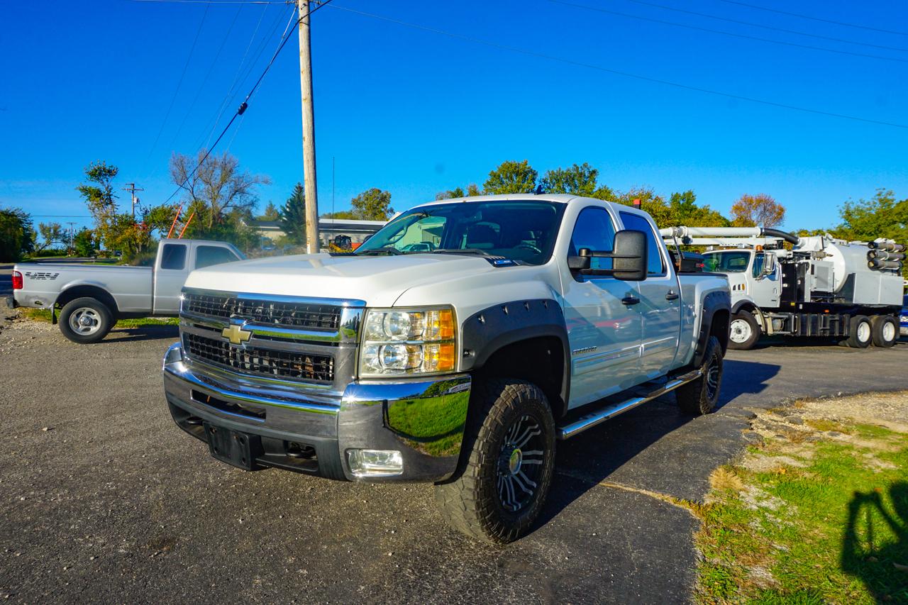 Chevrolet Silverado 2500HD 4WD Crew Cab 153" LT 2009