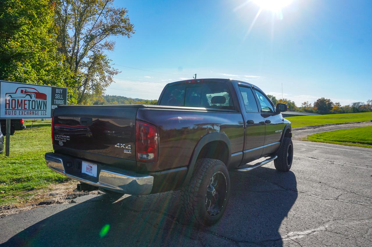 Dodge Ram 2500 4dr Quad Cab 140.5" WB 4WD SLT 2004