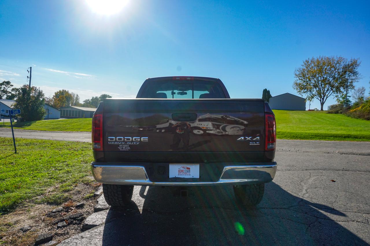 Dodge Ram 2500 4dr Quad Cab 140.5" WB 4WD SLT 2004