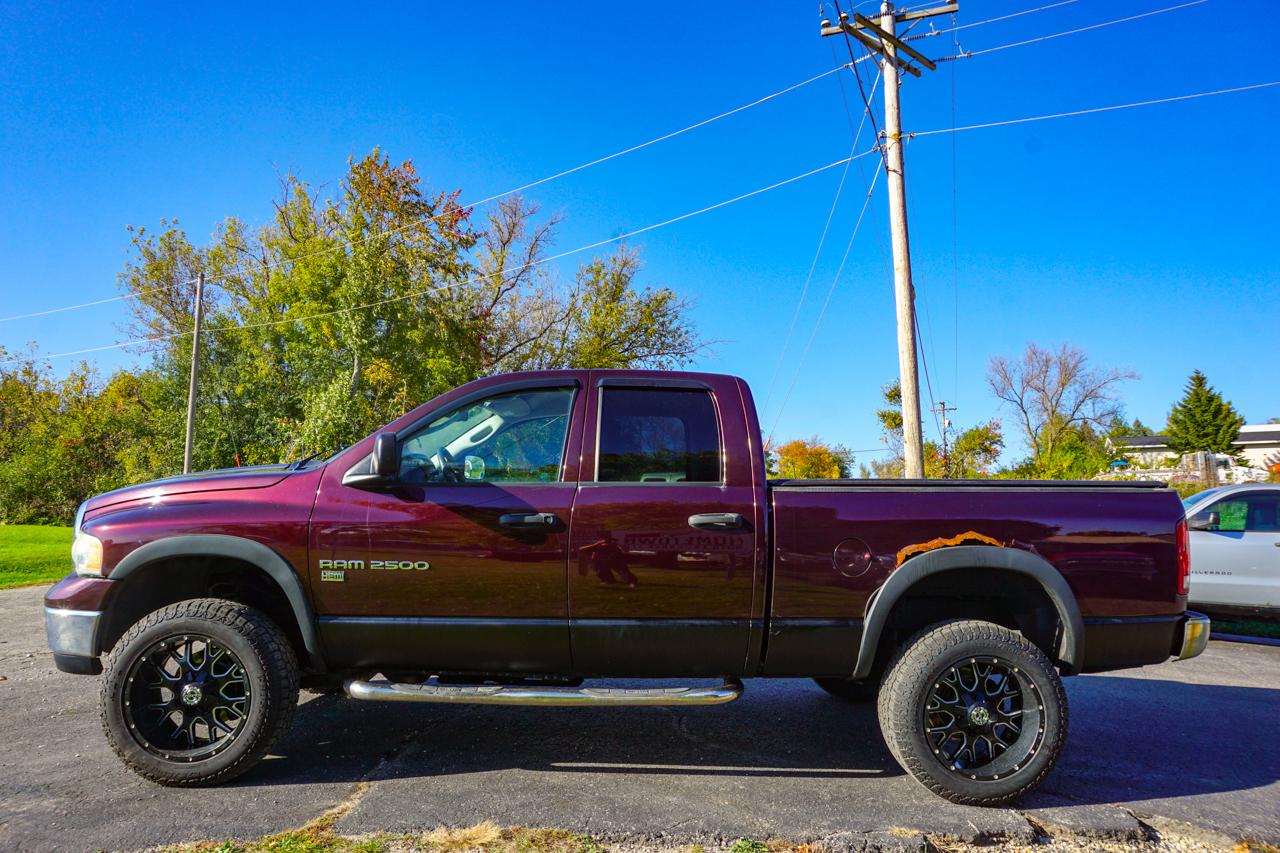 Dodge Ram 2500 4dr Quad Cab 140.5" WB 4WD SLT 2004