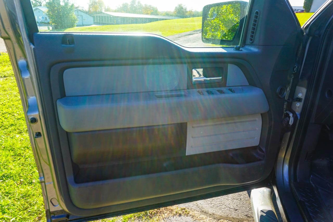 Ford F-150 4WD SuperCab 145" Lariat 2013