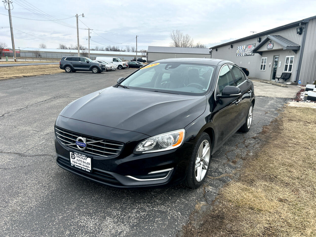 2015 Volvo S60 Premier R-Design photo 3