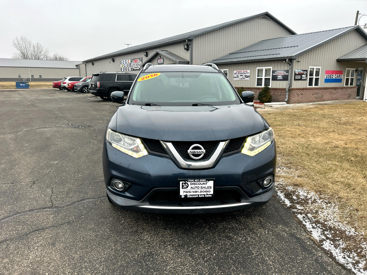 2016 Nissan Rogue SL photo 2
