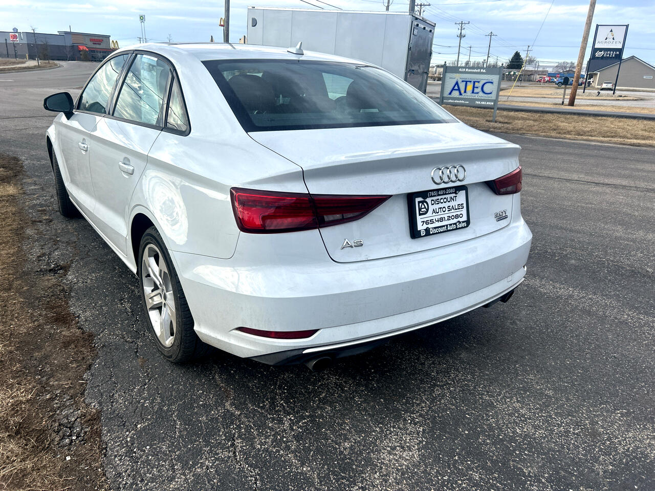 2017 Audi A3 2.0 TFSI Premium photo 4
