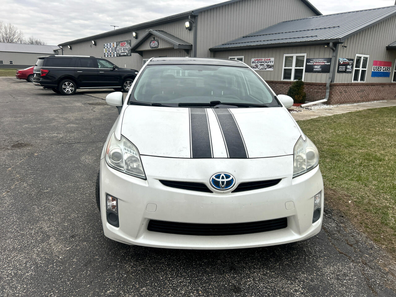 2010 Toyota Prius photo 2