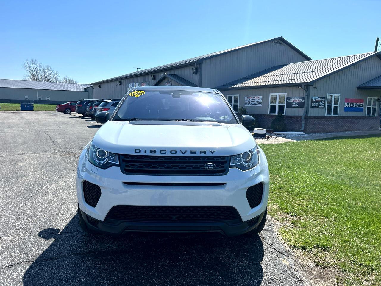 2019 Land Rover Discovery Sport HSE photo 2
