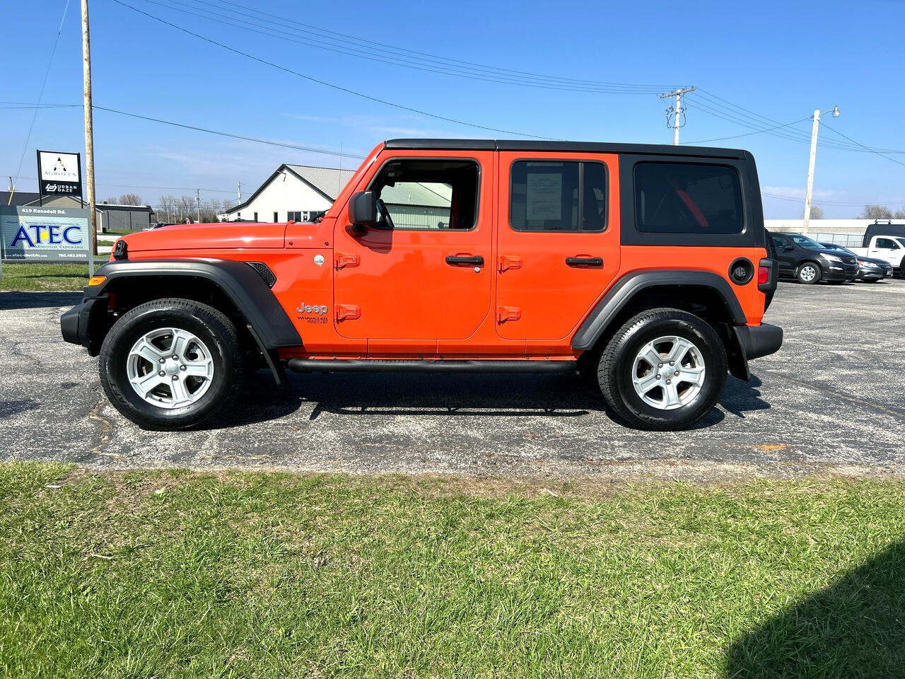 2019 Jeep Wrangler Unlimited Sport photo 4
