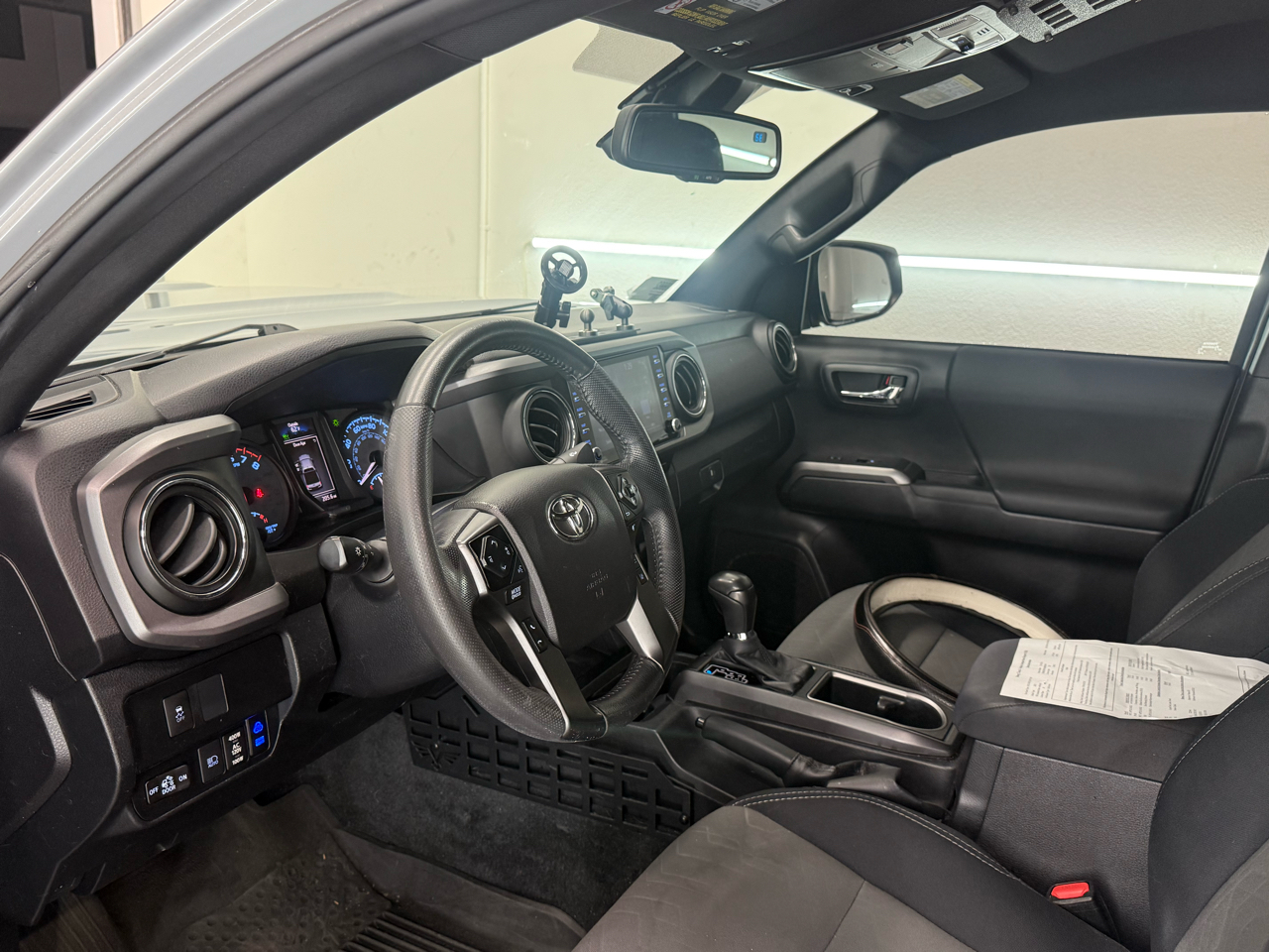 Toyota Tacoma 2WD Double Cab V6 AT TRD Sport (Natl) 2021
