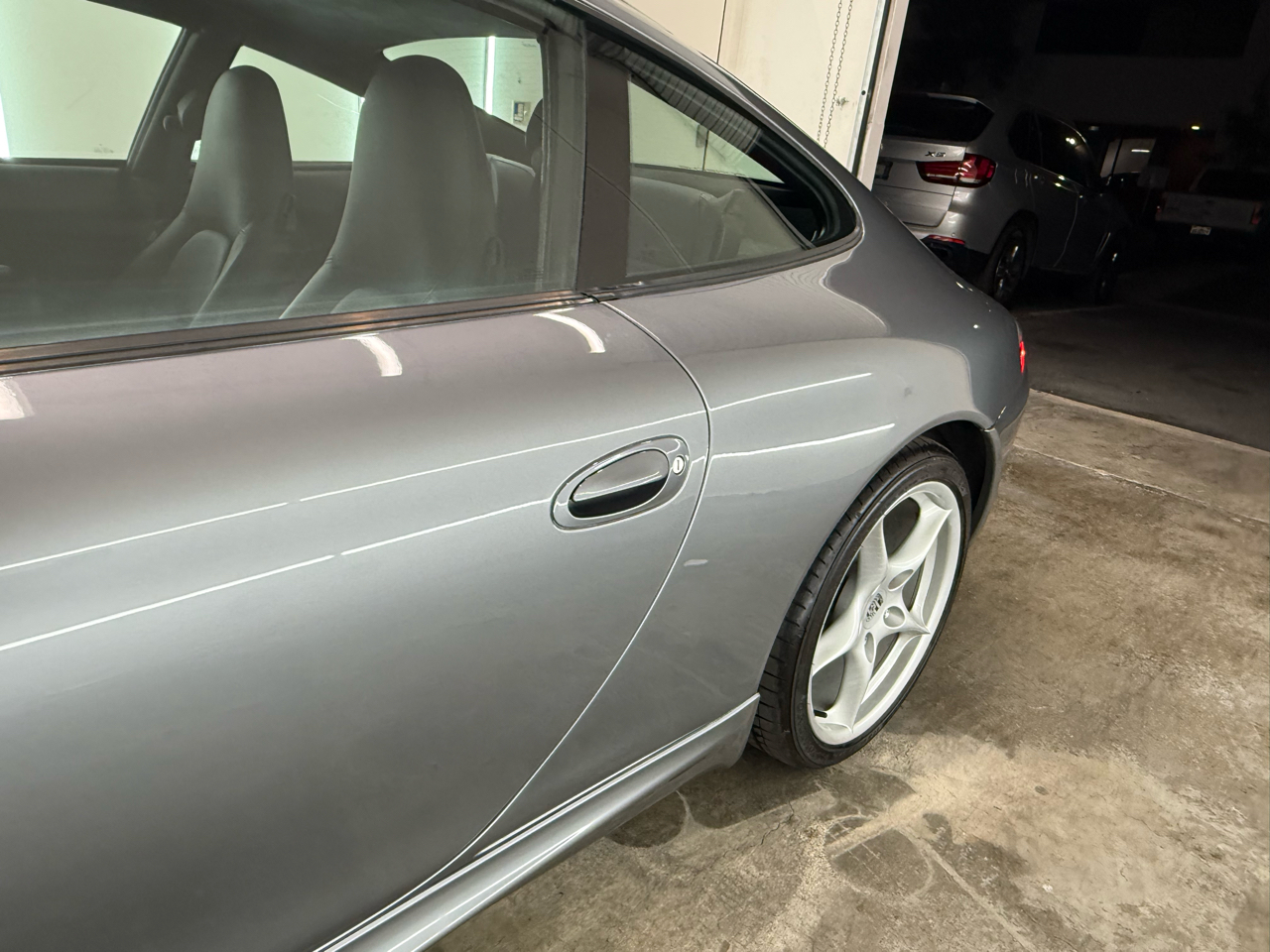 Porsche 911 Carrera Coupe 2003