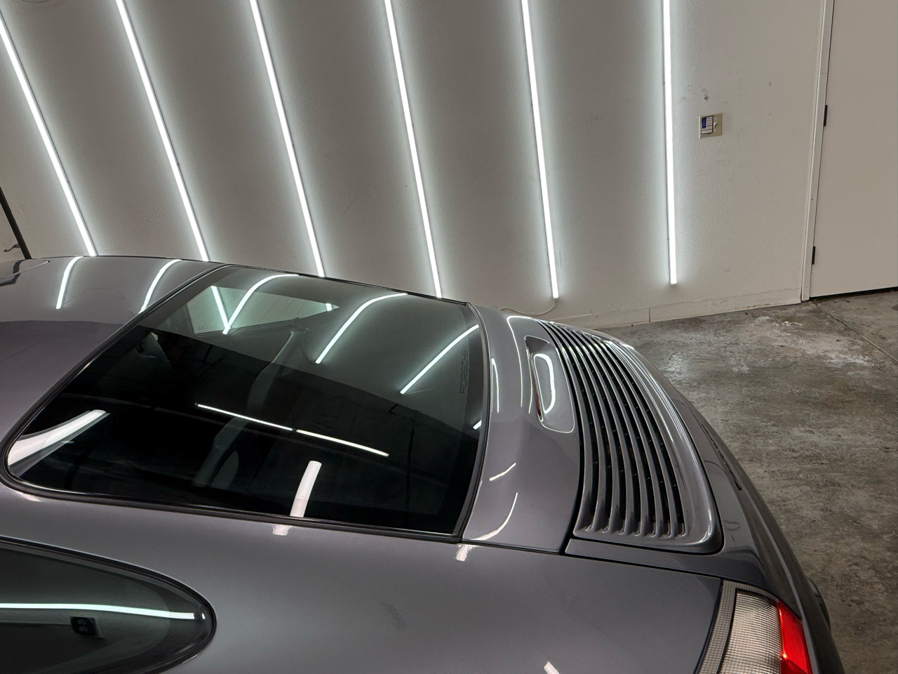 Porsche 911 Carrera Coupe 2003
