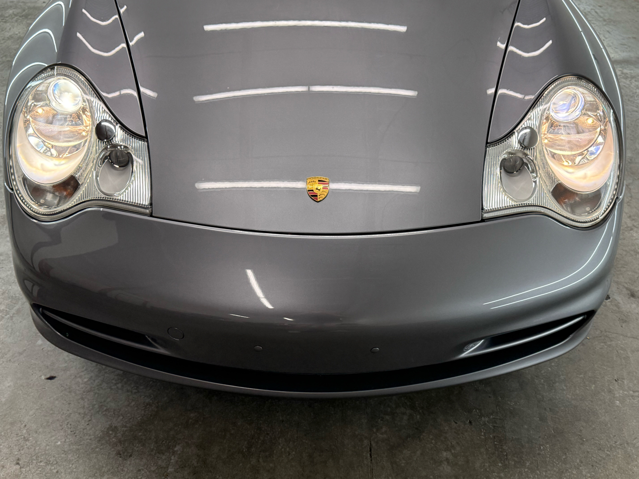Porsche 911 Carrera Coupe 2003