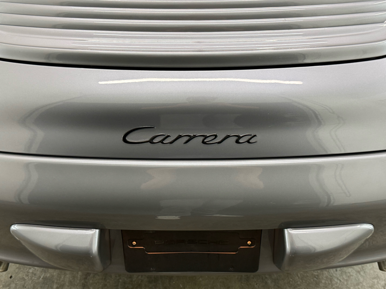 Porsche 911 Carrera Coupe 2003