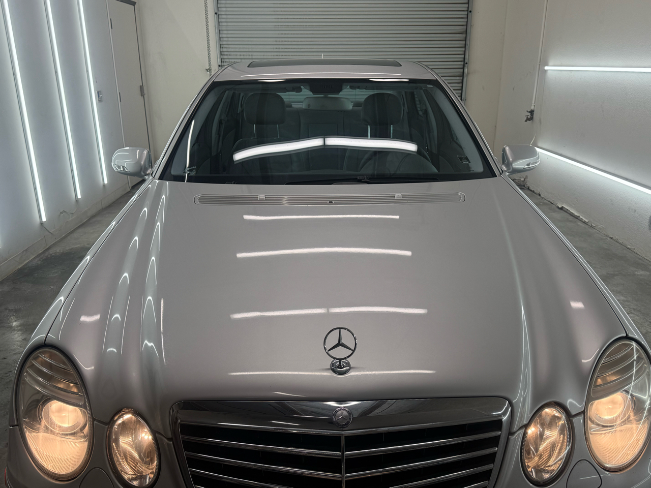 Mercedes-Benz E-Class E350 Luxury Sedan 2009