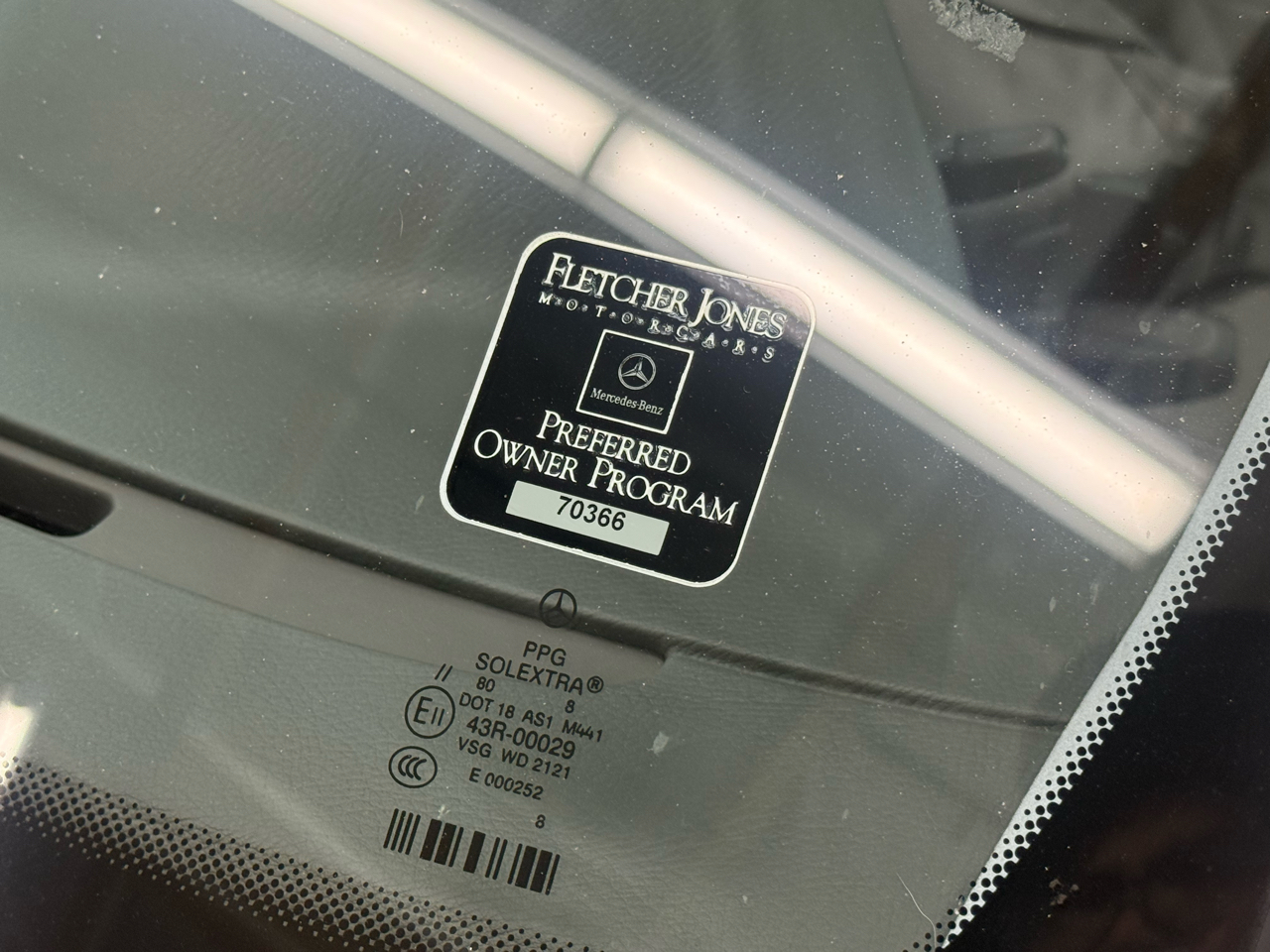 Mercedes-Benz E-Class E350 Luxury Sedan 2009