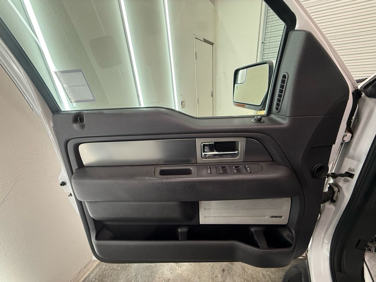 Ford F-150 Raptor SuperCrew 4WD 2013