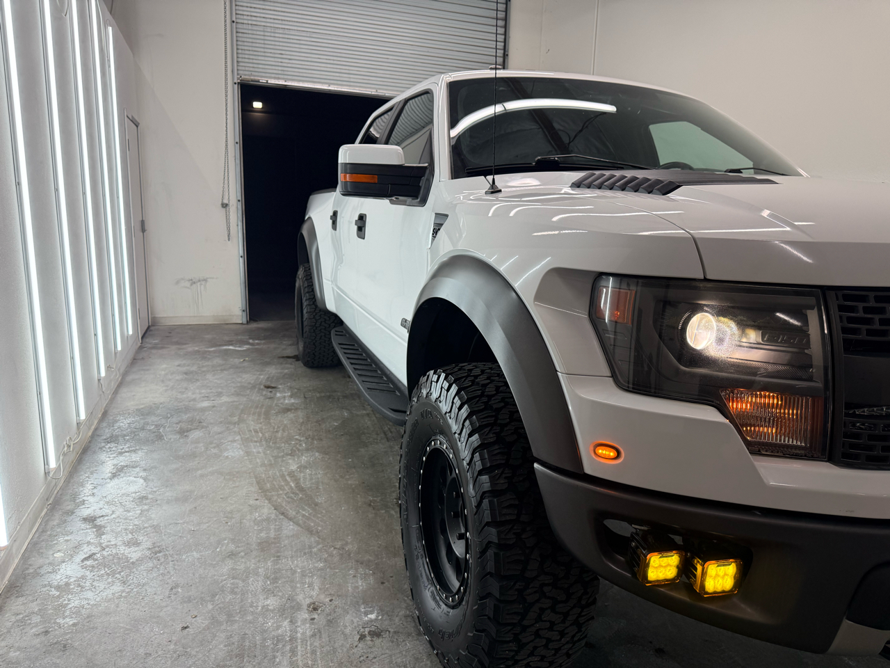 Ford F-150 Raptor SuperCrew 4WD 2013