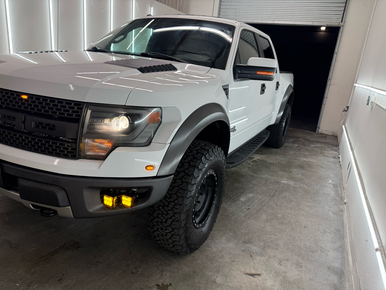 Ford F-150 Raptor SuperCrew 4WD 2013