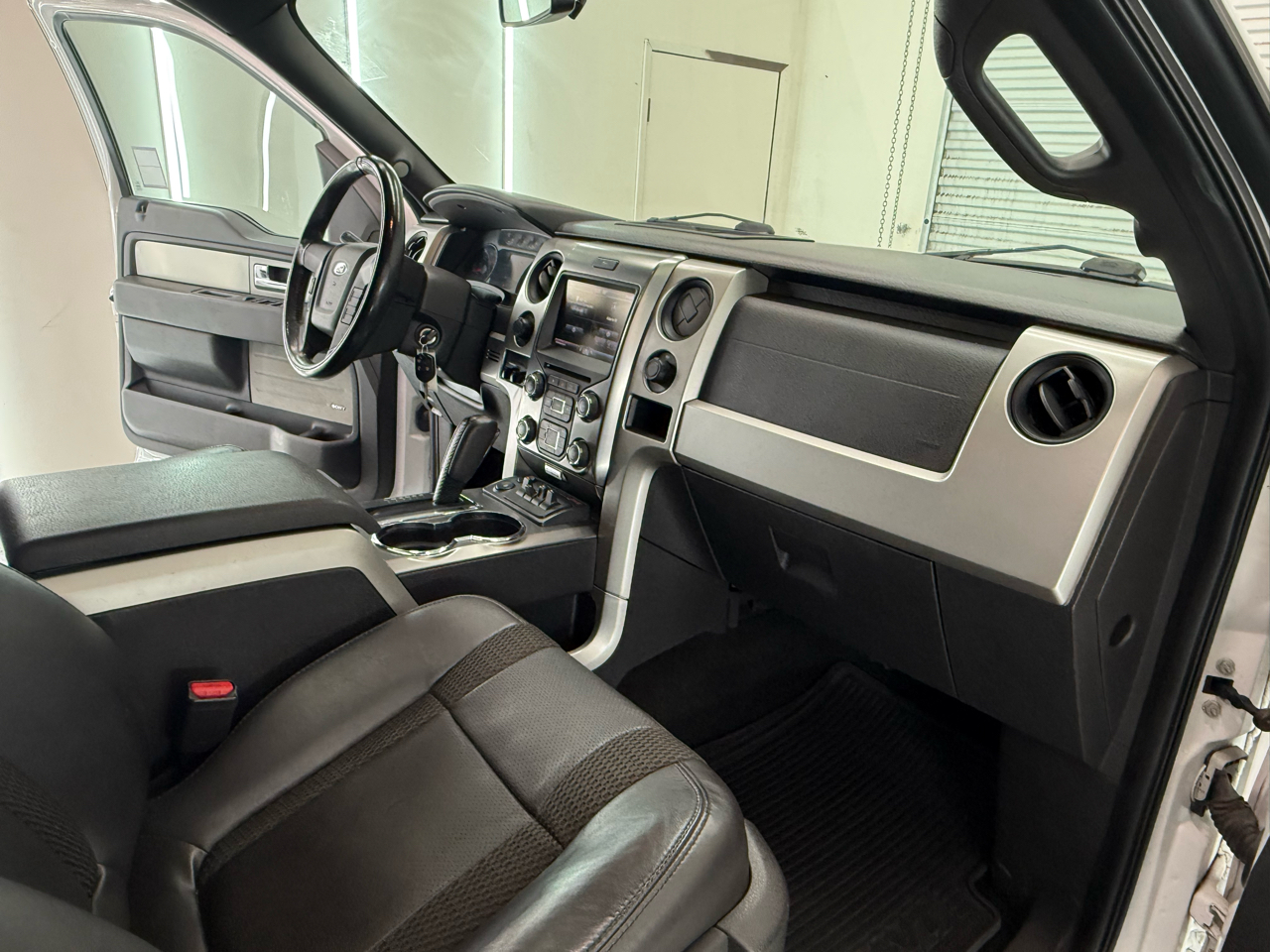 Ford F-150 Raptor SuperCrew 4WD 2013