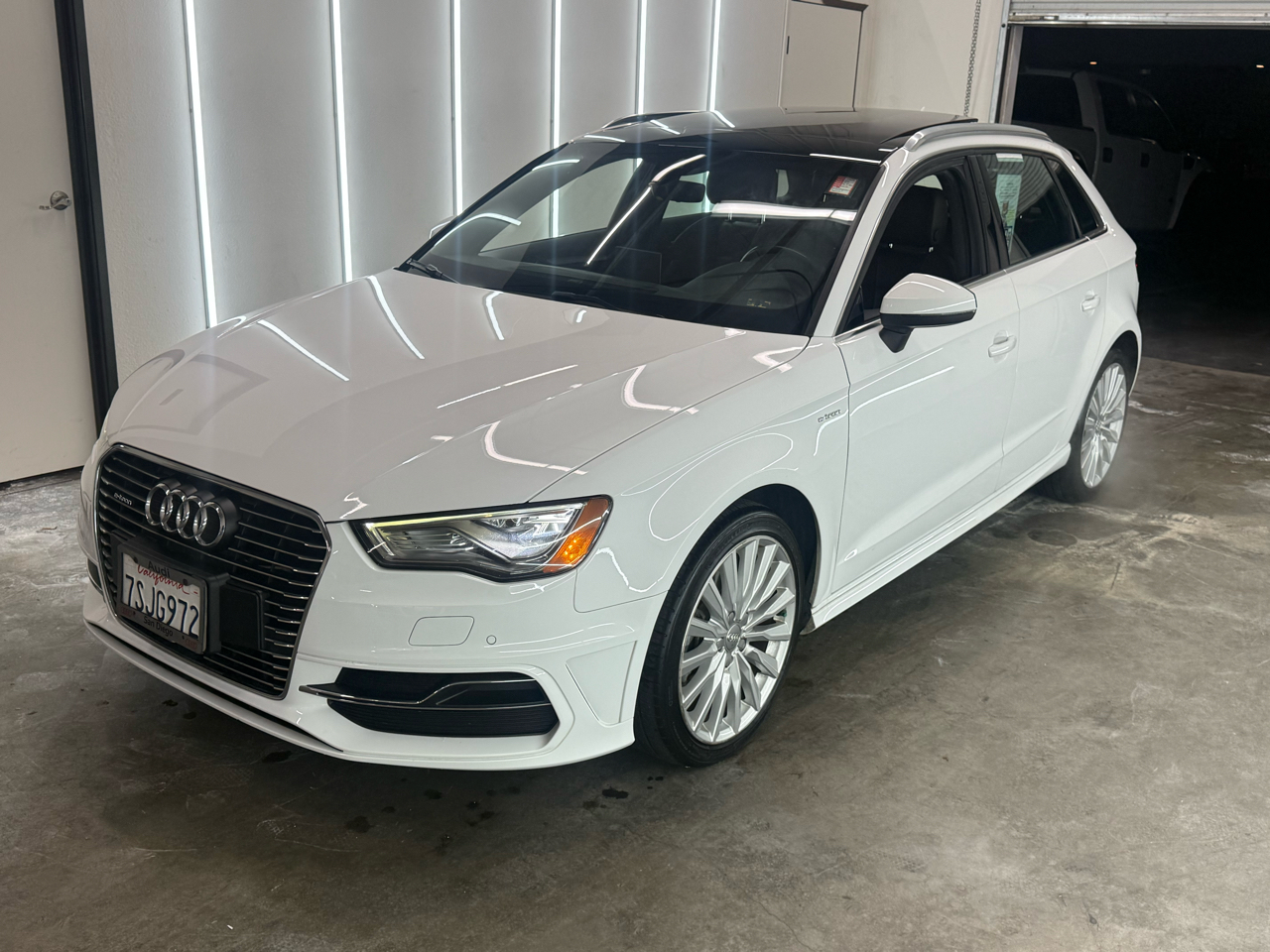 Audi A3 e-tron 4dr HB Prestige 2016