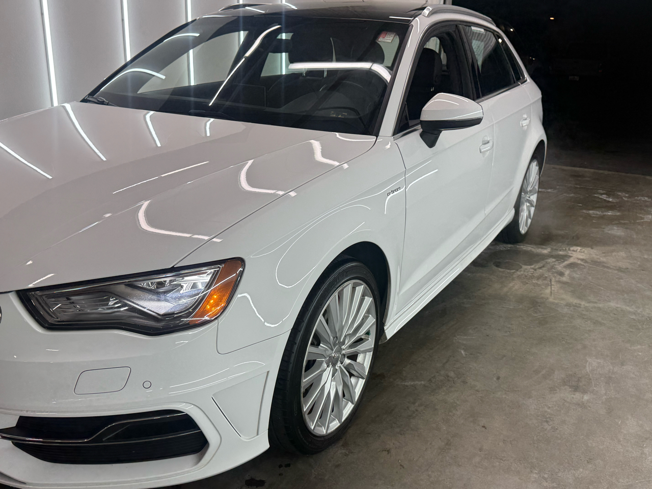 Audi A3 e-tron 4dr HB Prestige 2016