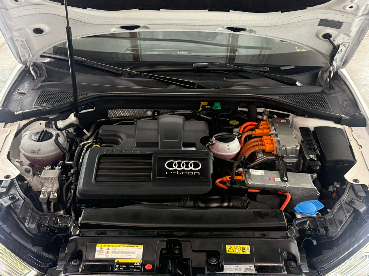 Audi A3 e-tron 4dr HB Prestige 2016