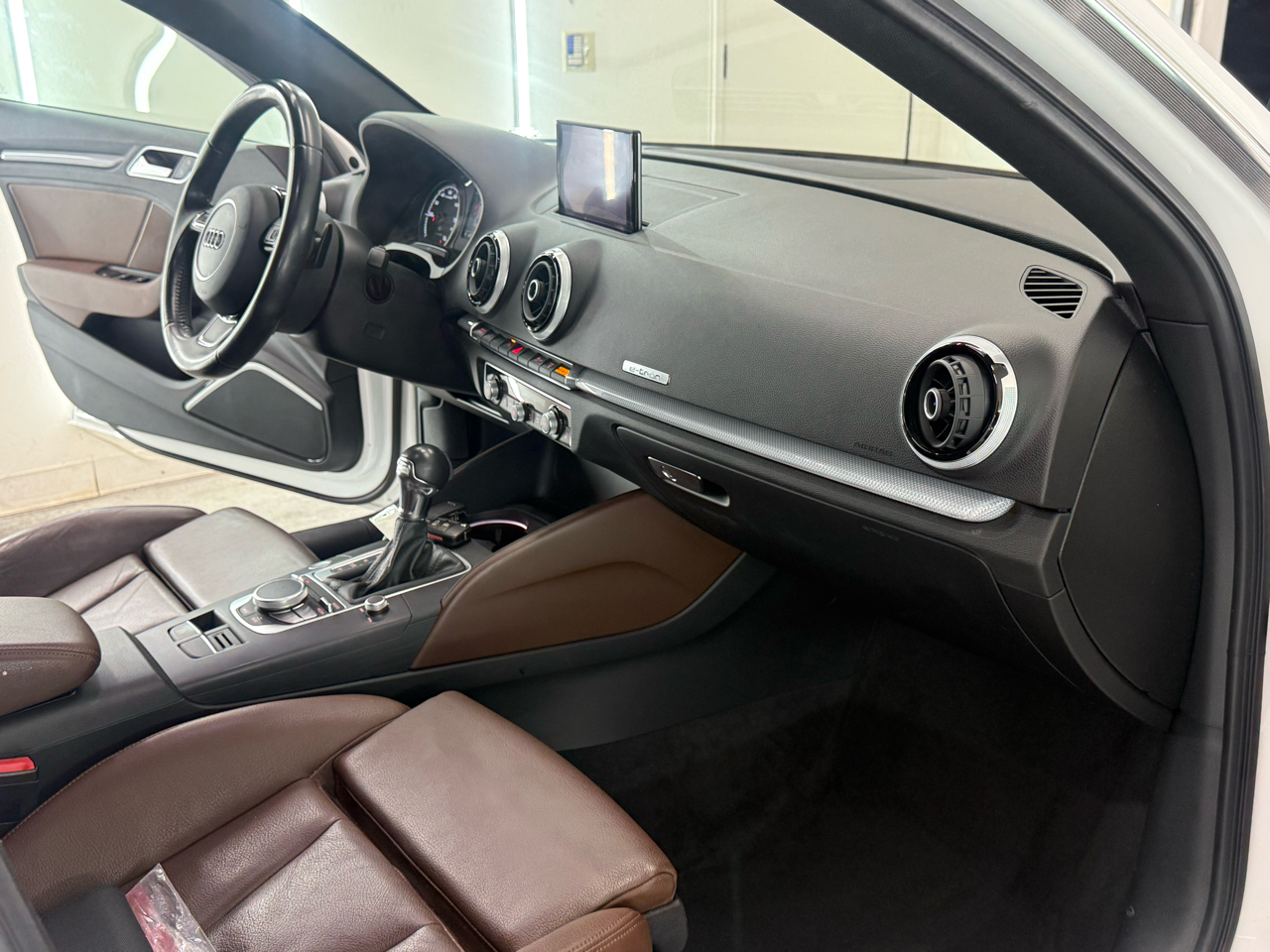 Audi A3 e-tron 4dr HB Prestige 2016