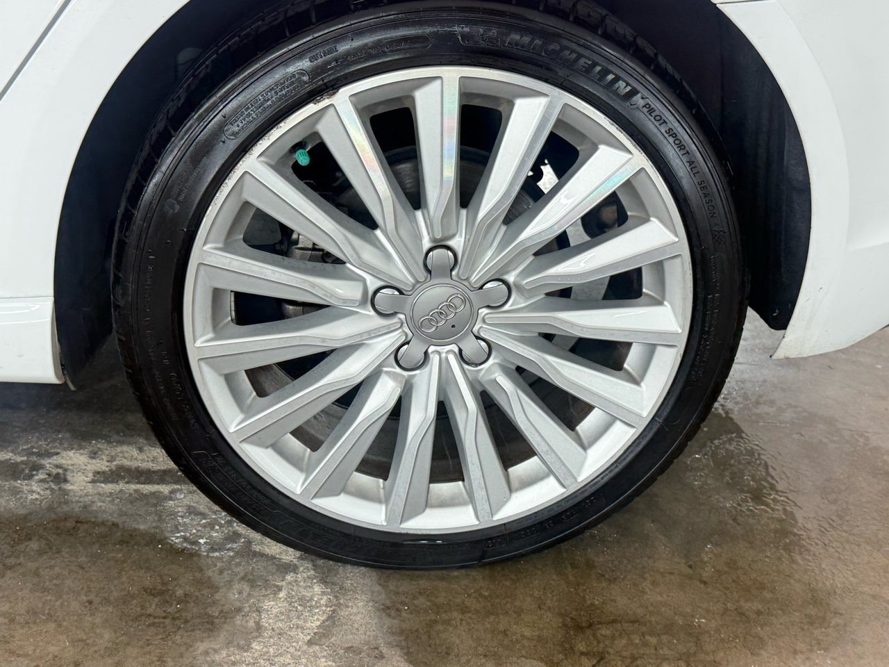 Audi A3 e-tron 4dr HB Prestige 2016