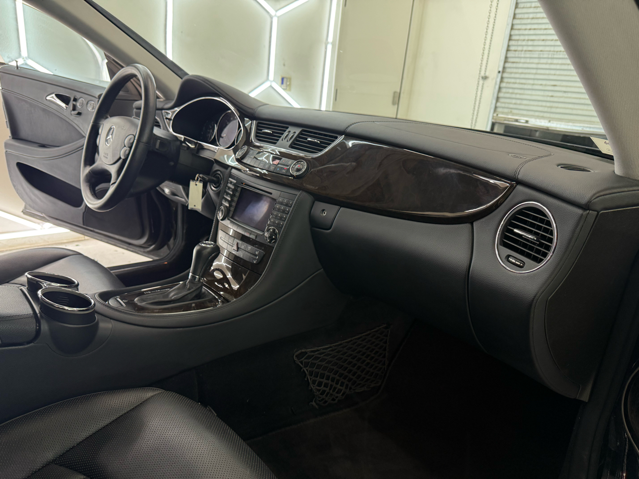 Mercedes-Benz CLS-Class CLS500 4-Door Coupe 2006