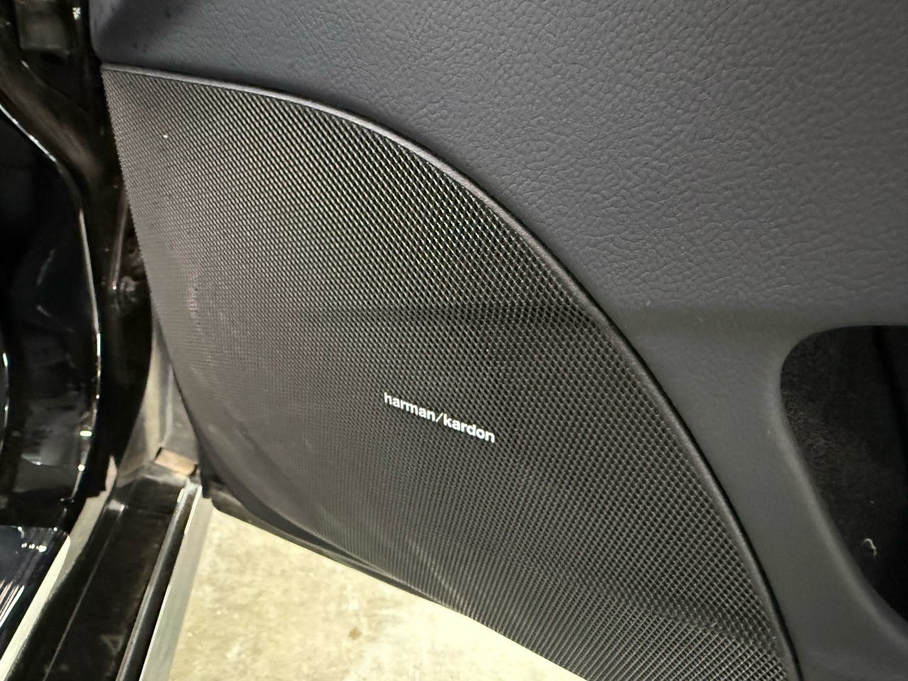 Mercedes-Benz CLS-Class CLS500 4-Door Coupe 2006