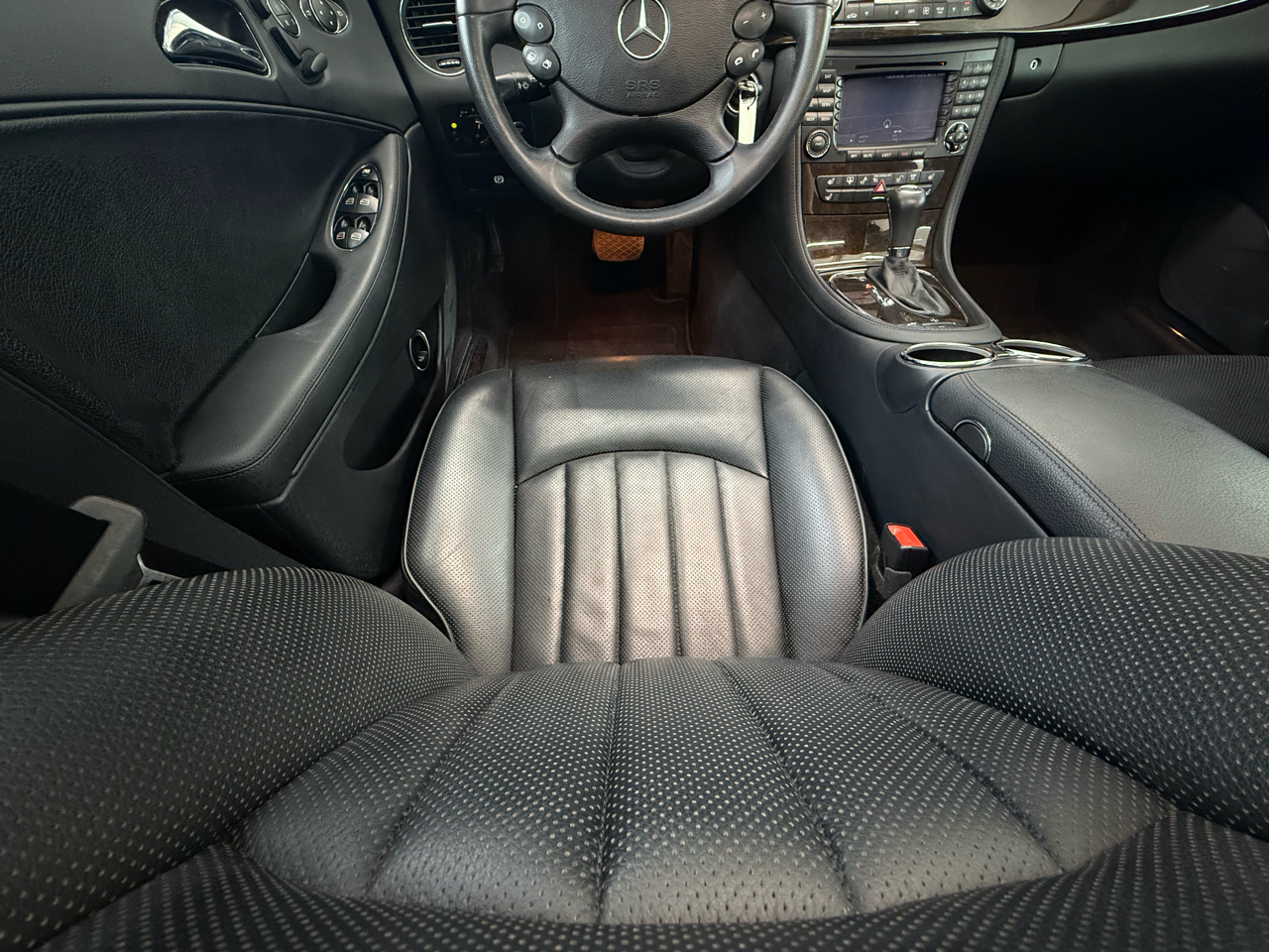 Mercedes-Benz CLS-Class CLS500 4-Door Coupe 2006
