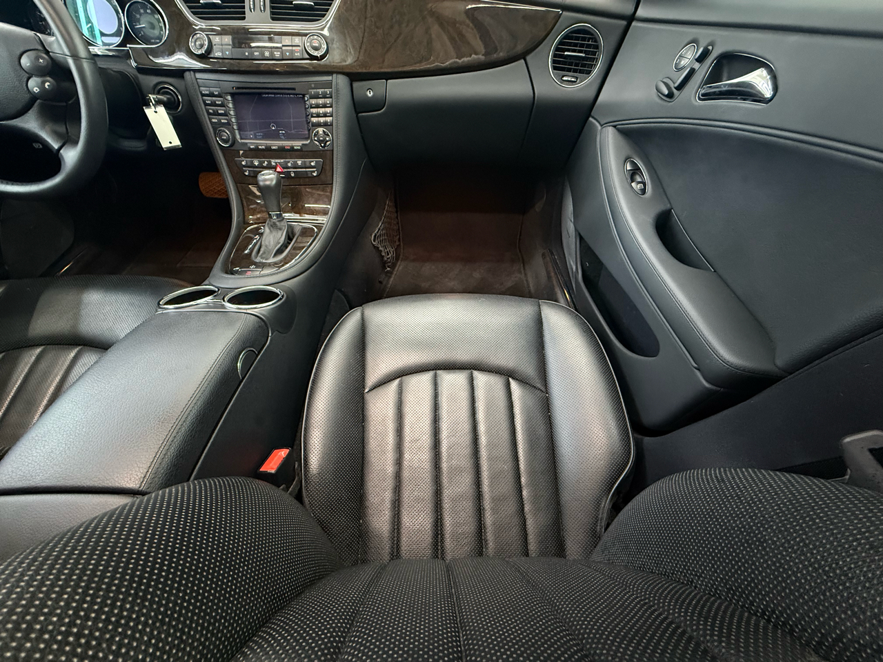 Mercedes-Benz CLS-Class CLS500 4-Door Coupe 2006