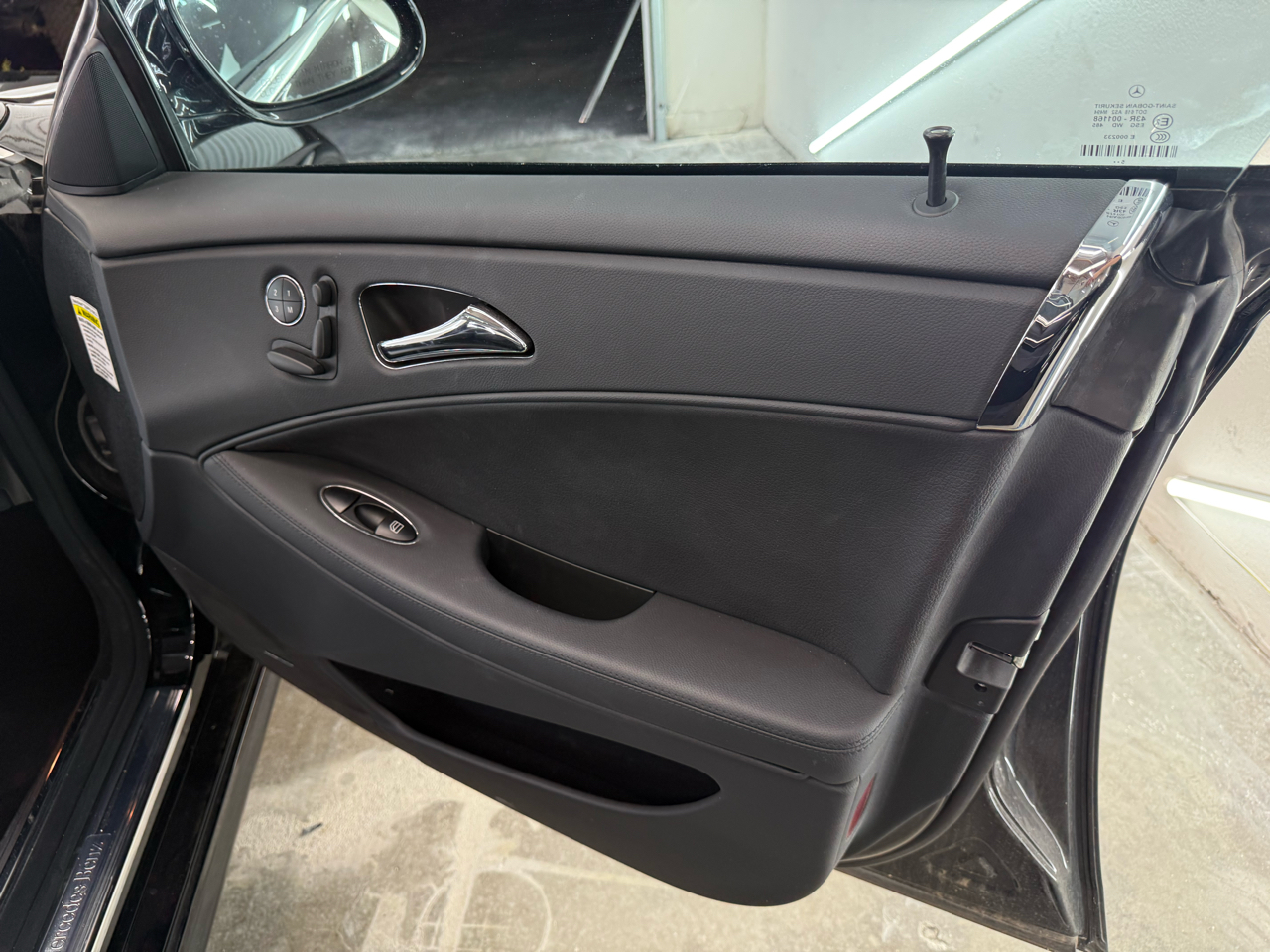 Mercedes-Benz CLS-Class CLS500 4-Door Coupe 2006