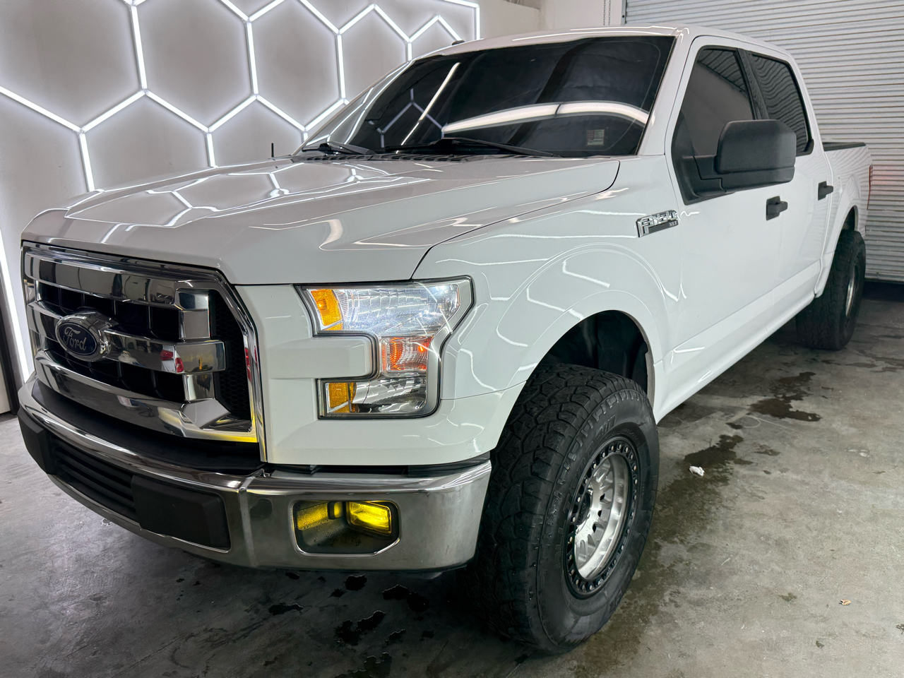 Ford F-150 XLT SuperCrew 5.5-ft. Bed 2WD 2017