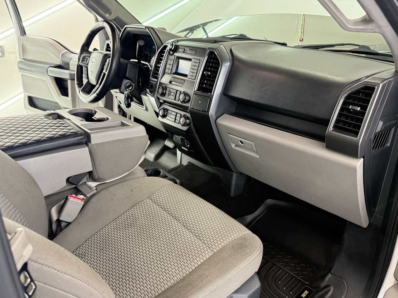 Ford F-150 XLT SuperCrew 5.5-ft. Bed 2WD 2017