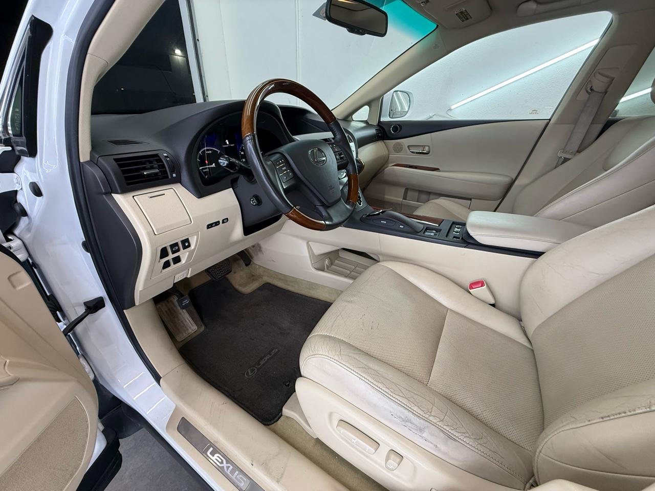 Lexus RX 450h FWD 4dr Hybrid 2011