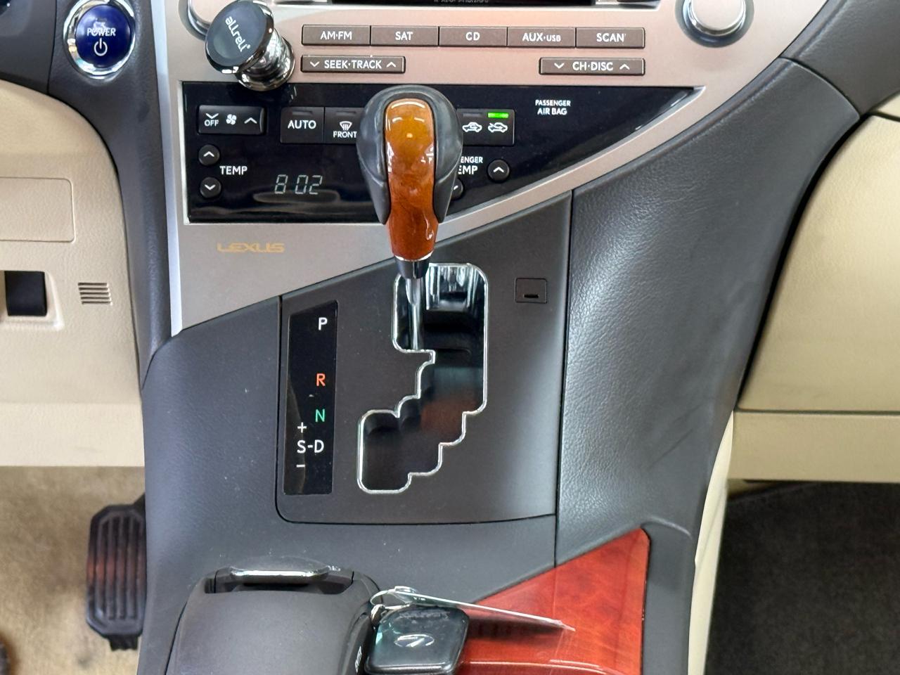 Lexus RX 450h FWD 4dr Hybrid 2011