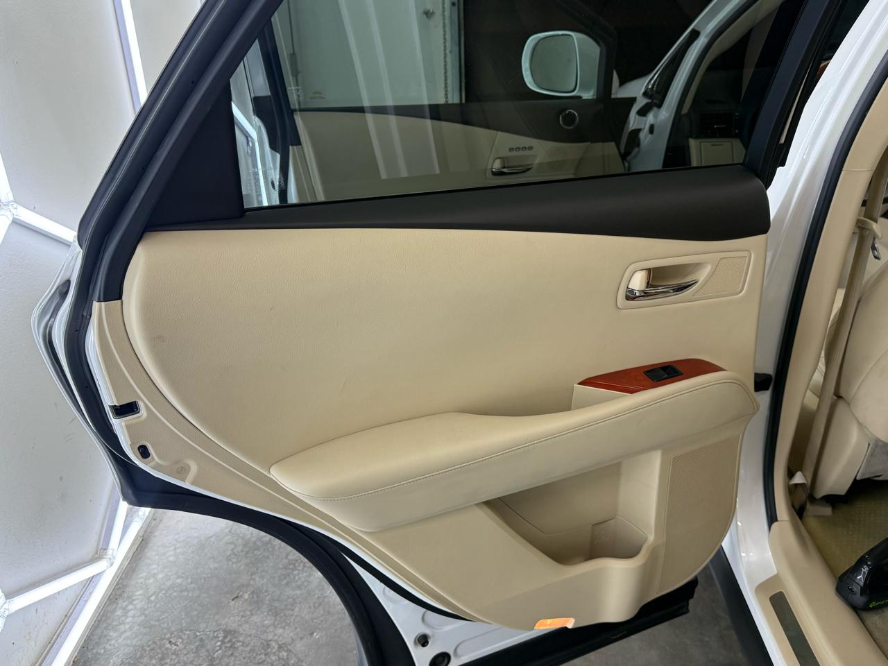 Lexus RX 450h FWD 4dr Hybrid 2011